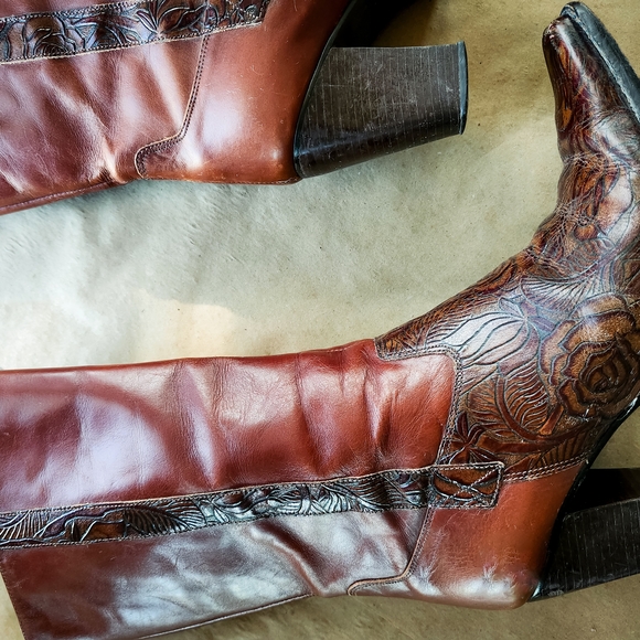 ANTONIO MELANI Brown Leather Embossed Knee-High Heeled Boots - Picture 8 of 8